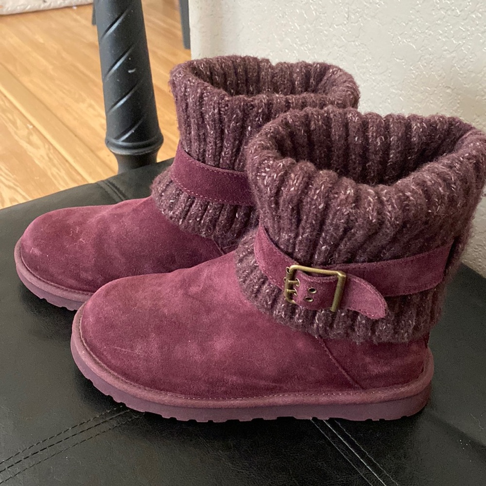 COPY - MAROON UGGS